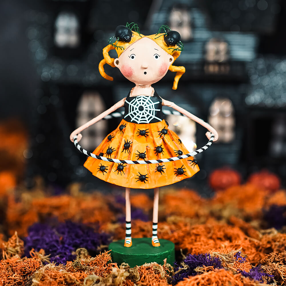 Dolly's Creepy Crawlies